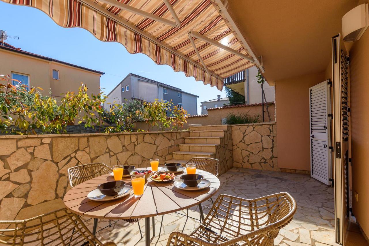 Studio Apartment Mali Medolino Esterno foto
